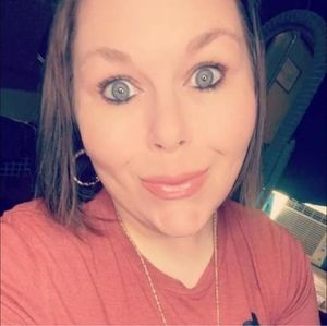 Meet your Posher, Kellie